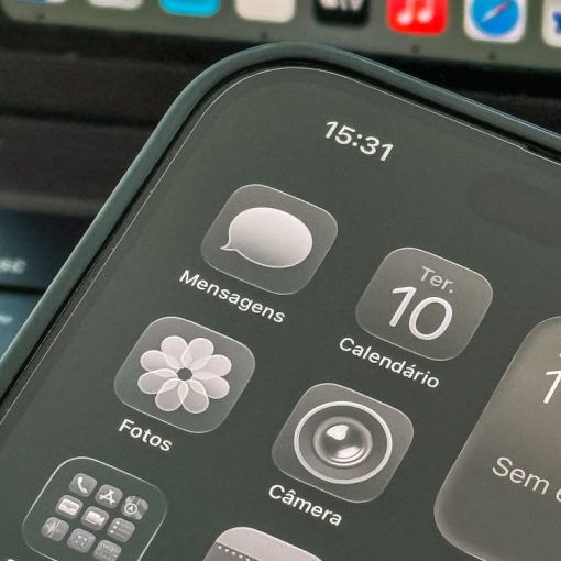 close up of smartphone with calendar and app icons